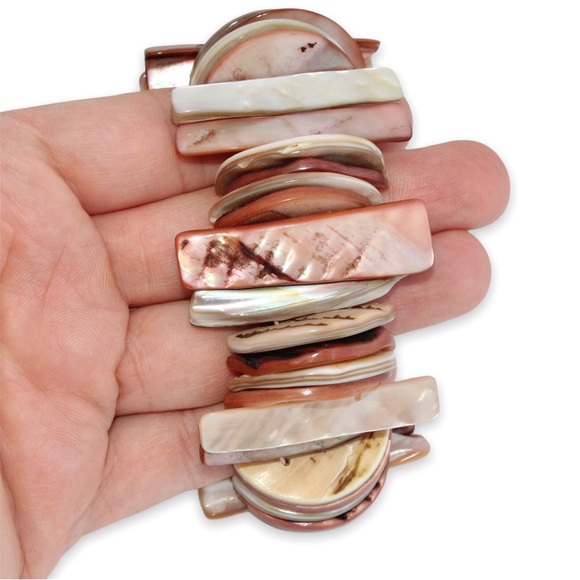 Vintage Mother of Pearl Stretch Bracelet Brown & Cream Large Wide Shell Slices - Picture 4 of 4